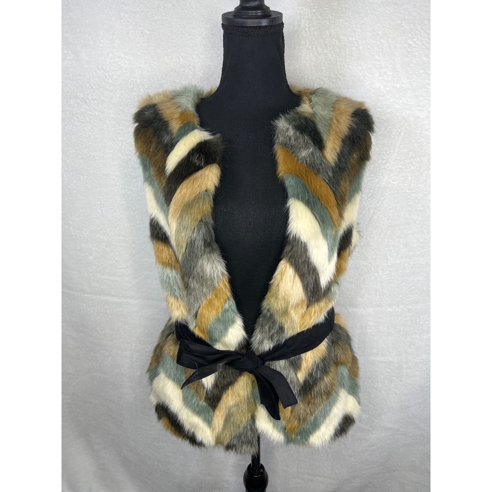 IVANKA TRUMP Women Faux Fur‎ Chevron Pattern Vest Black Belted Size S/P